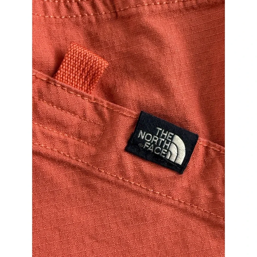 The North Face Shorts Womens Large Coral Pull On Elastic Waist Hiking READ